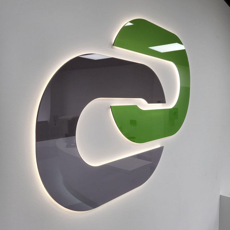 edge lit acrylic cut out letter logo